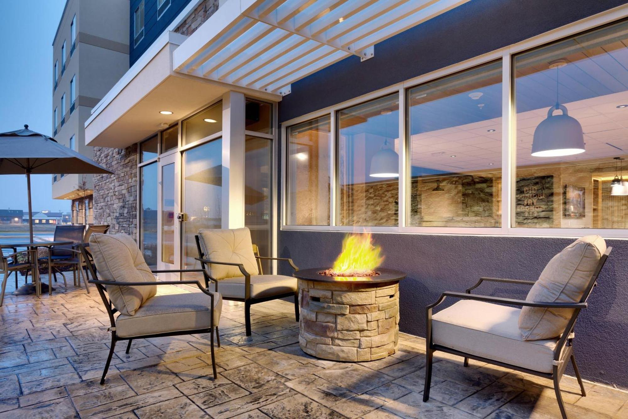 Fairfield Inn & Suites By Marriott Fort Smith Ngoại thất bức ảnh